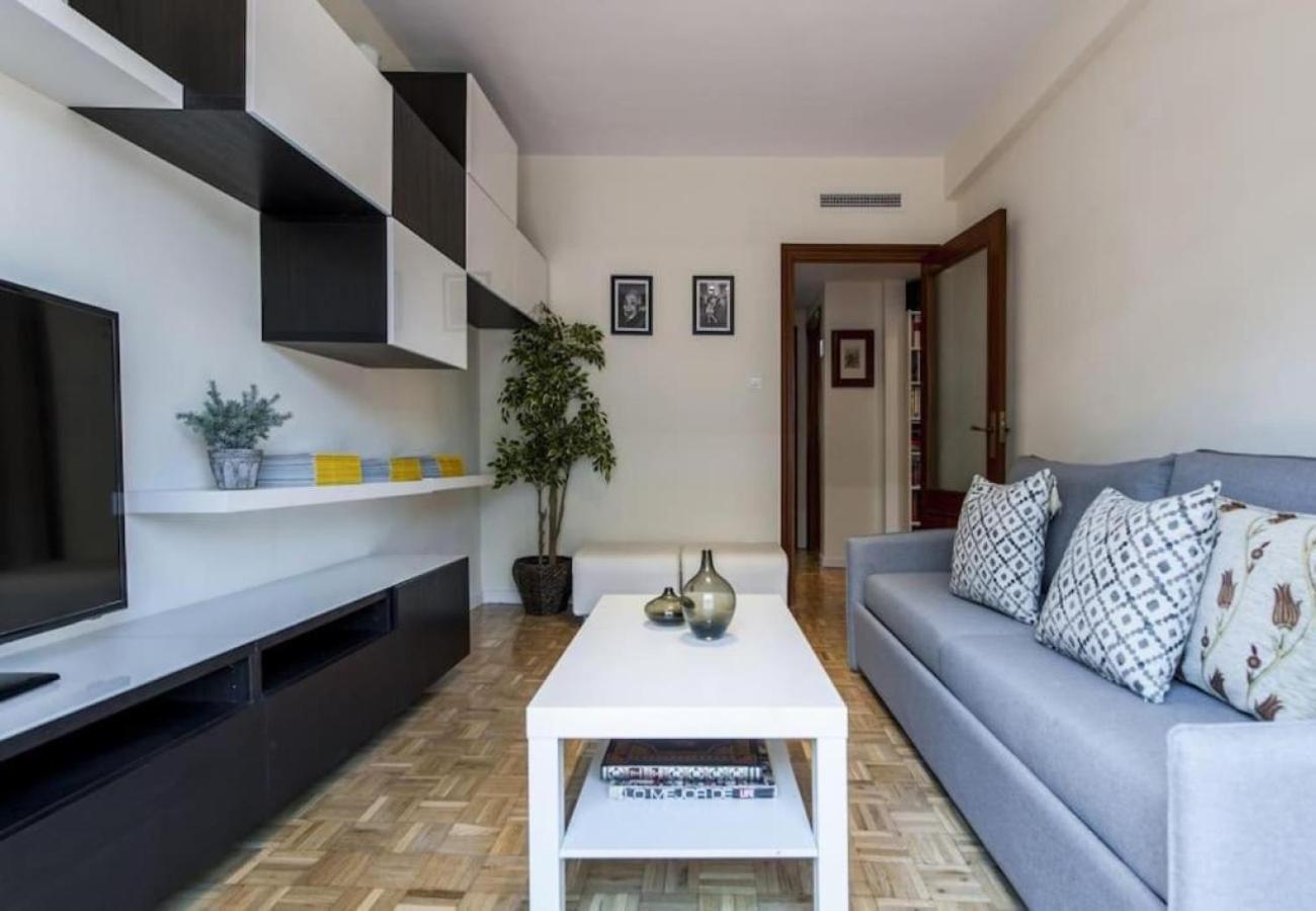 Plaza De Las Ventas II -Tu Estancia Con Estilo En مدريد المظهر الخارجي الصورة